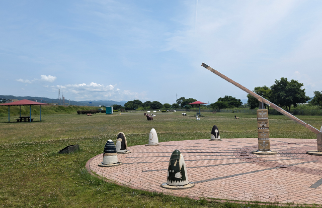紀の川第8緑地公園 車3分