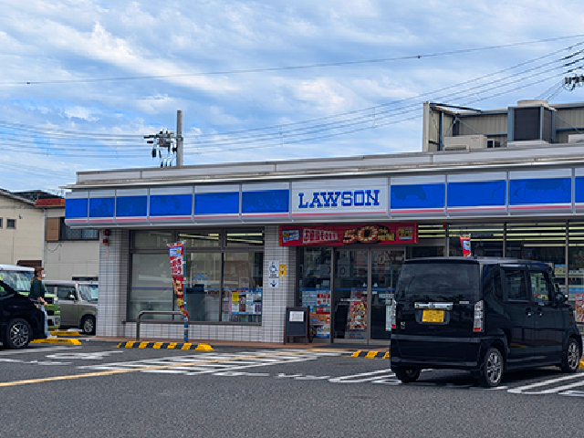 ローソン 和歌山労災病院前店 車4分