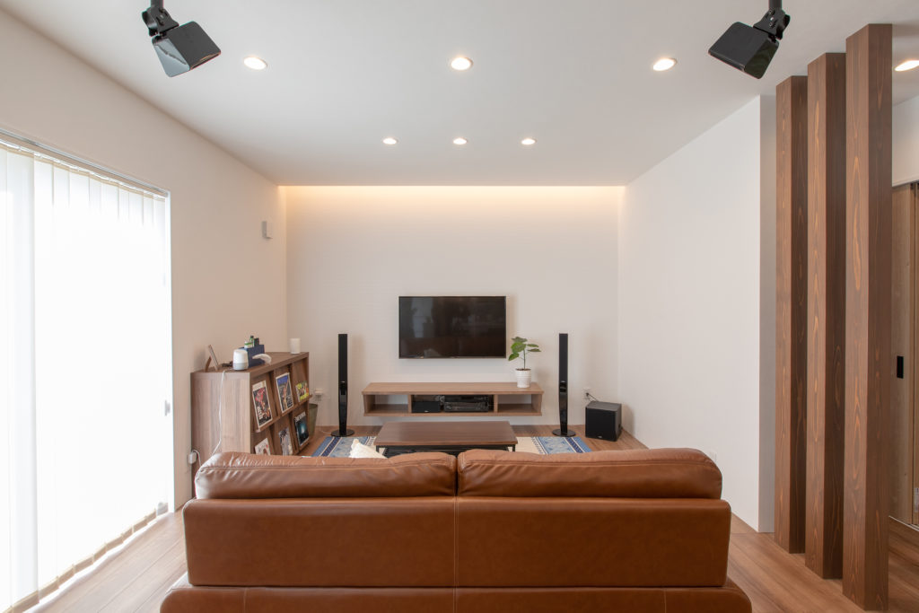 田園に広がるかわいいお家