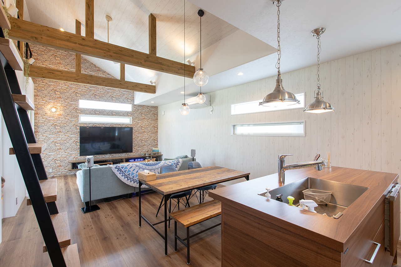 おしゃれ家族が暮らす家