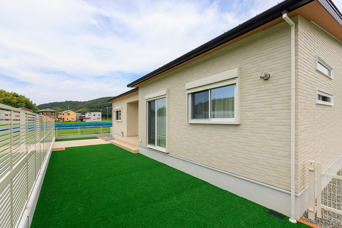広々LDKと回遊動線でつながる、心地よい平屋の住まい